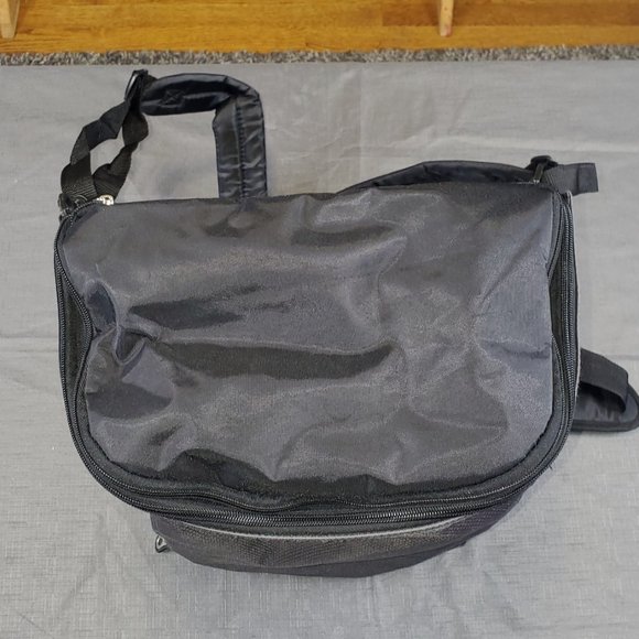 RUNNING ROOM unique backpack - Picture 6 of 12